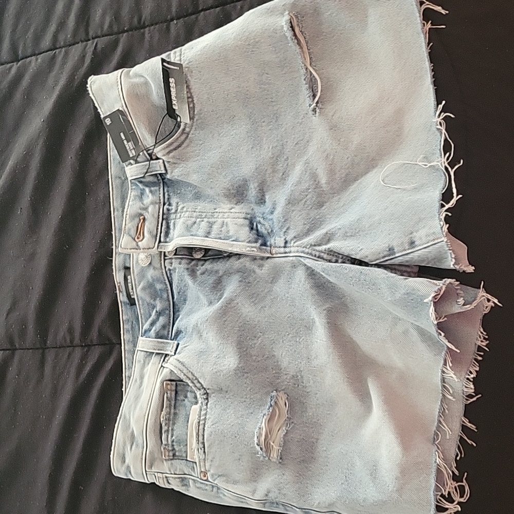 Boyfriend midi mid rise shorts